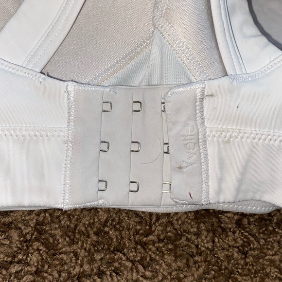 Yvette Power Crossback Sports Bra - Picture 5 of 11